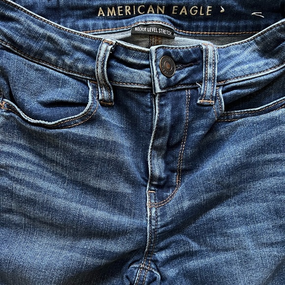 American Eagle High Rise Jegging Size 2 - Picture 3 of 5